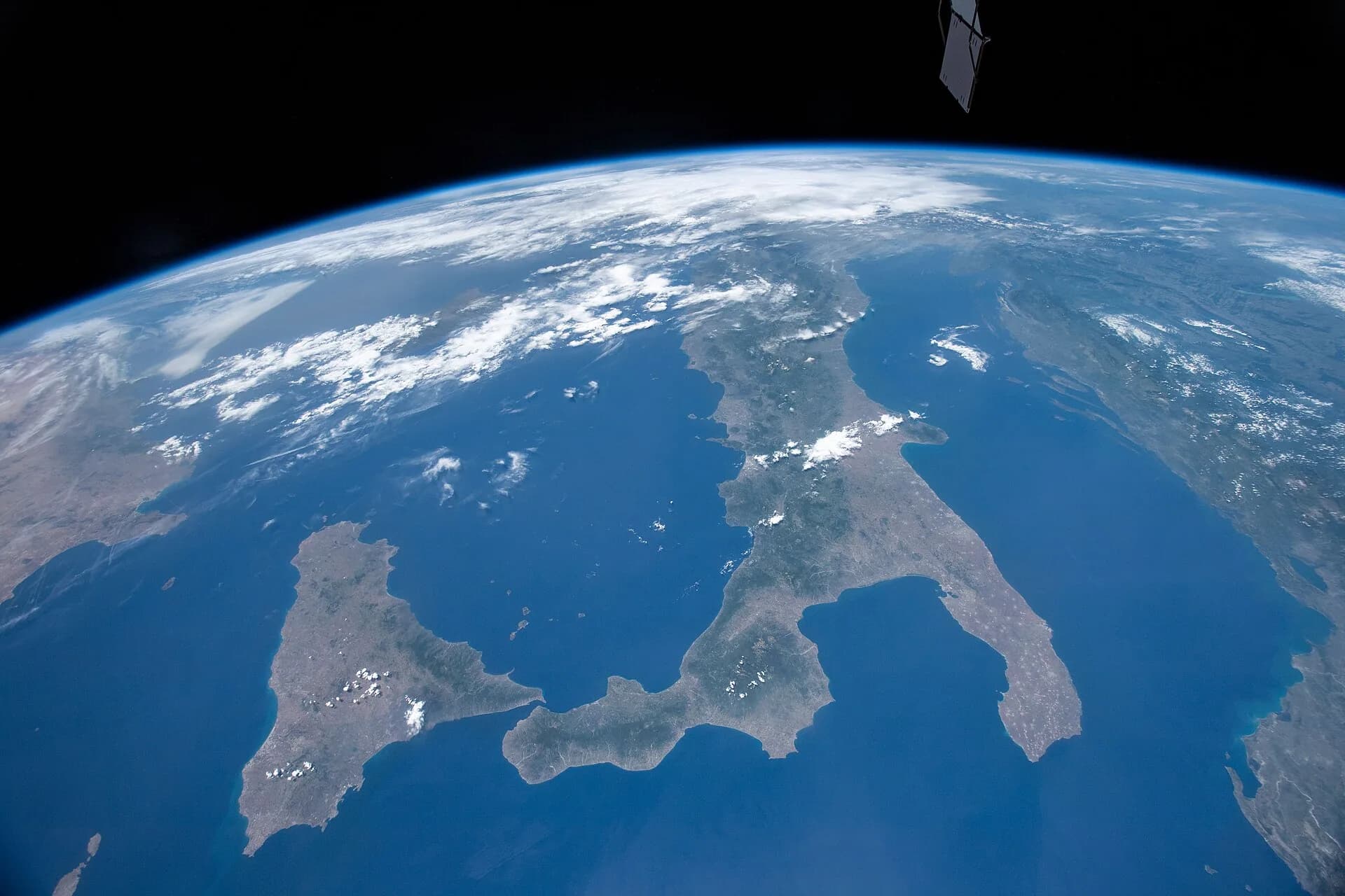 L’Italia e il Mediterraneo visti dalla Stazione spaziale internazionale